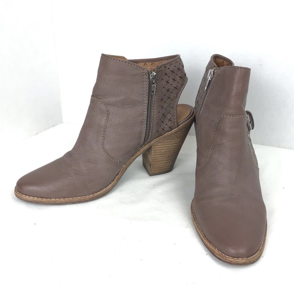 DV Dolce Vita Taupe Leather Heeled Bootie Sz 10 - Picture 2 of 8